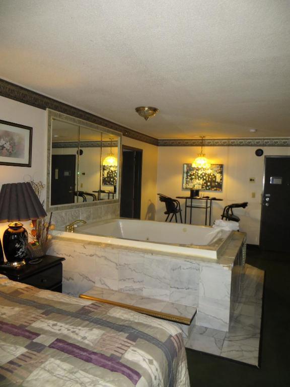 Hollywood Inn & Suites Gurnee Habitación foto